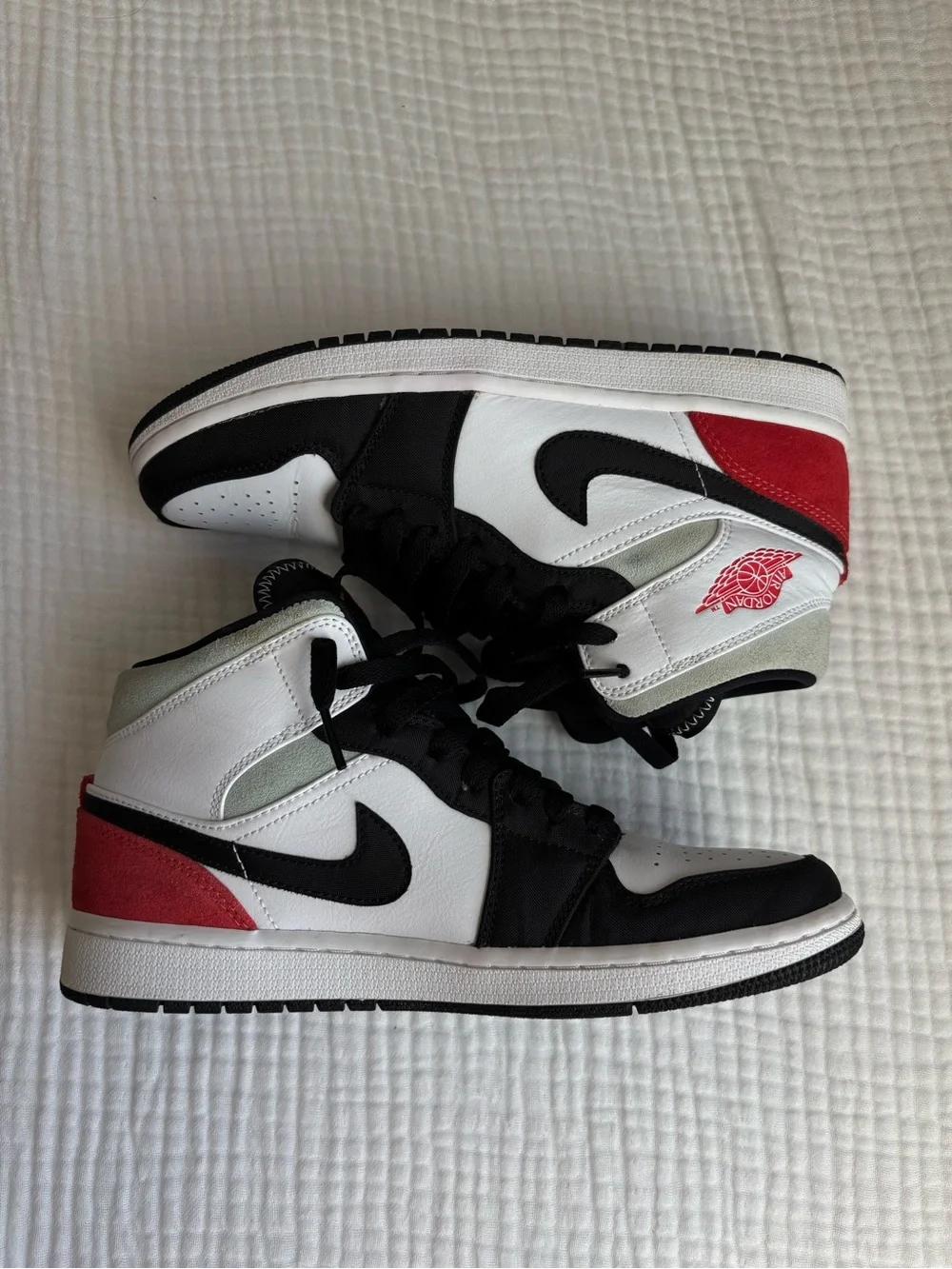 Jordan iconic silhouette